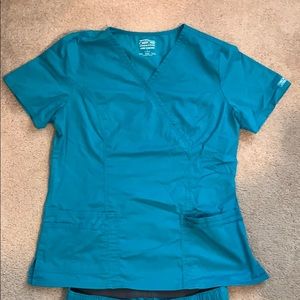 Cherokee teal scrub set